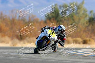 media/Jan-08-2022-SoCal Trackdays (Sat) [[1ec2777125]]/Turn 7 (1035am)/